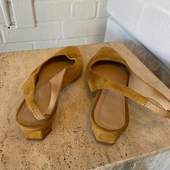 About Arianne Galo Slingback Low Heels - Picture 9 of 11